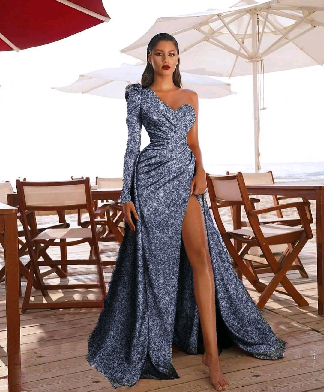 ABITO SPACCO PAILLETTES